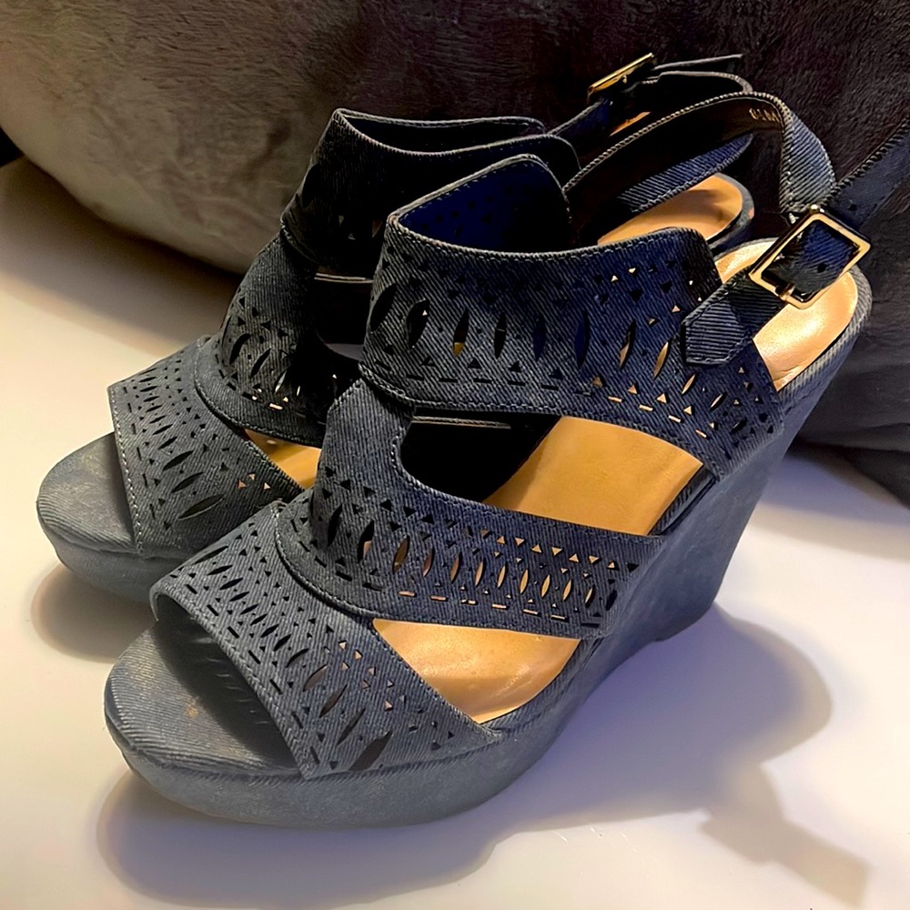 Jasmine Blue Jean Wedge Heels. Size 7.5